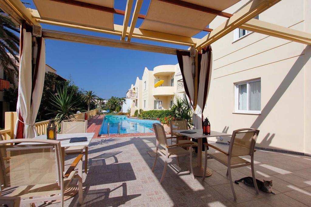 Lambrinos Suites Платаньяс Екстер'єр фото
